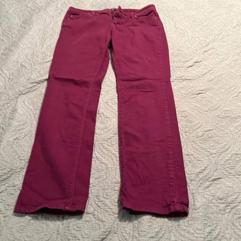 White House black market size 6 slim leg pants